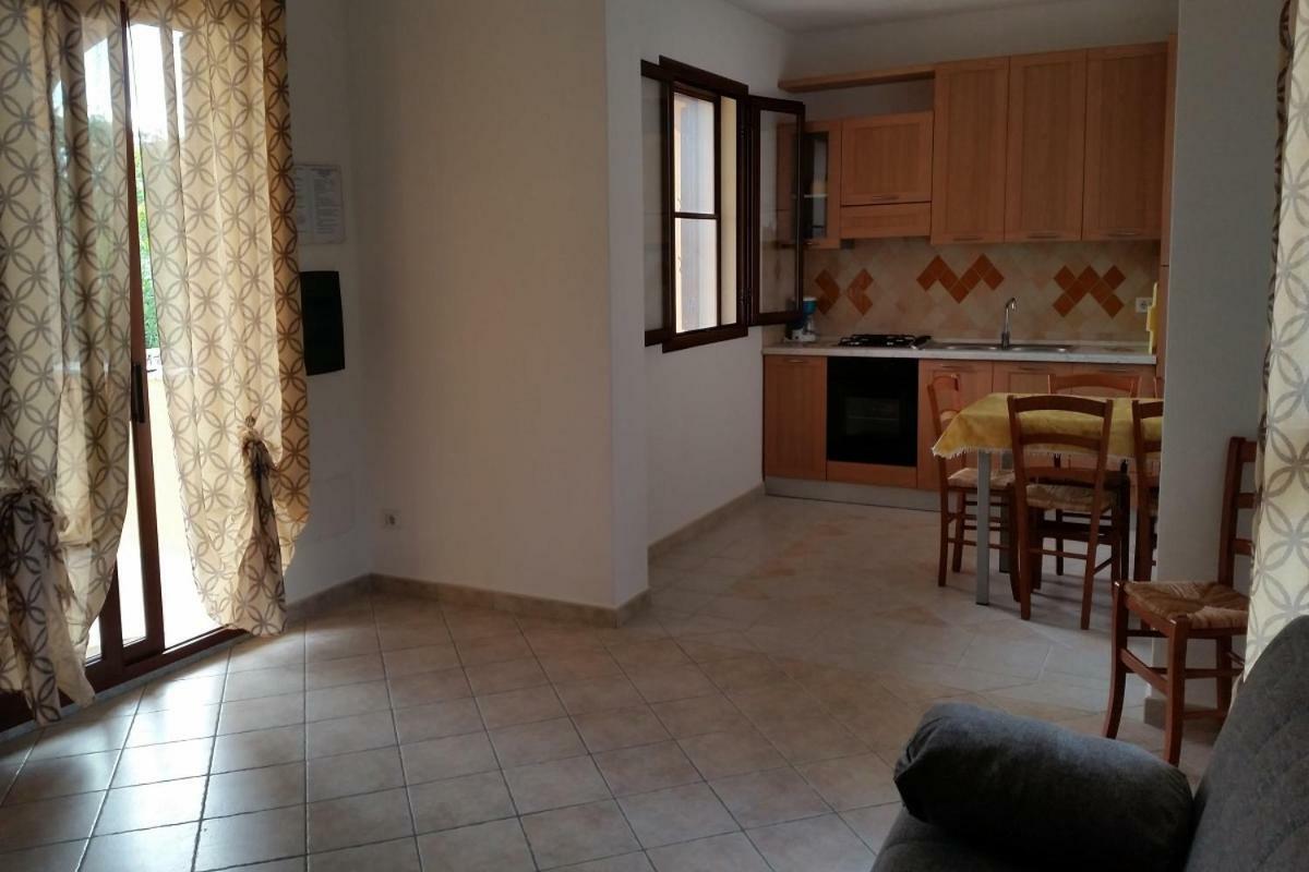Casa Alice Apartment Budoni Bagian luar foto