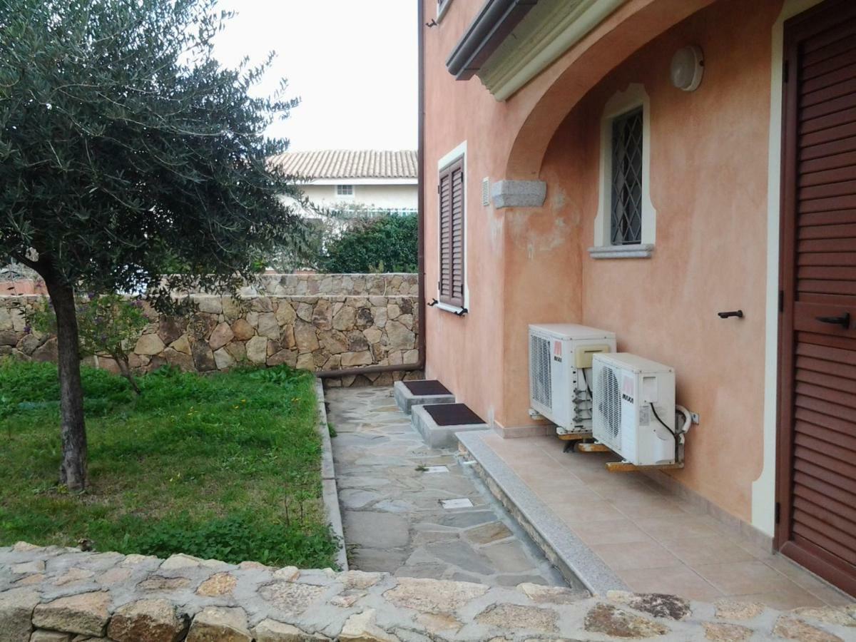 Casa Alice Apartment Budoni Bagian luar foto